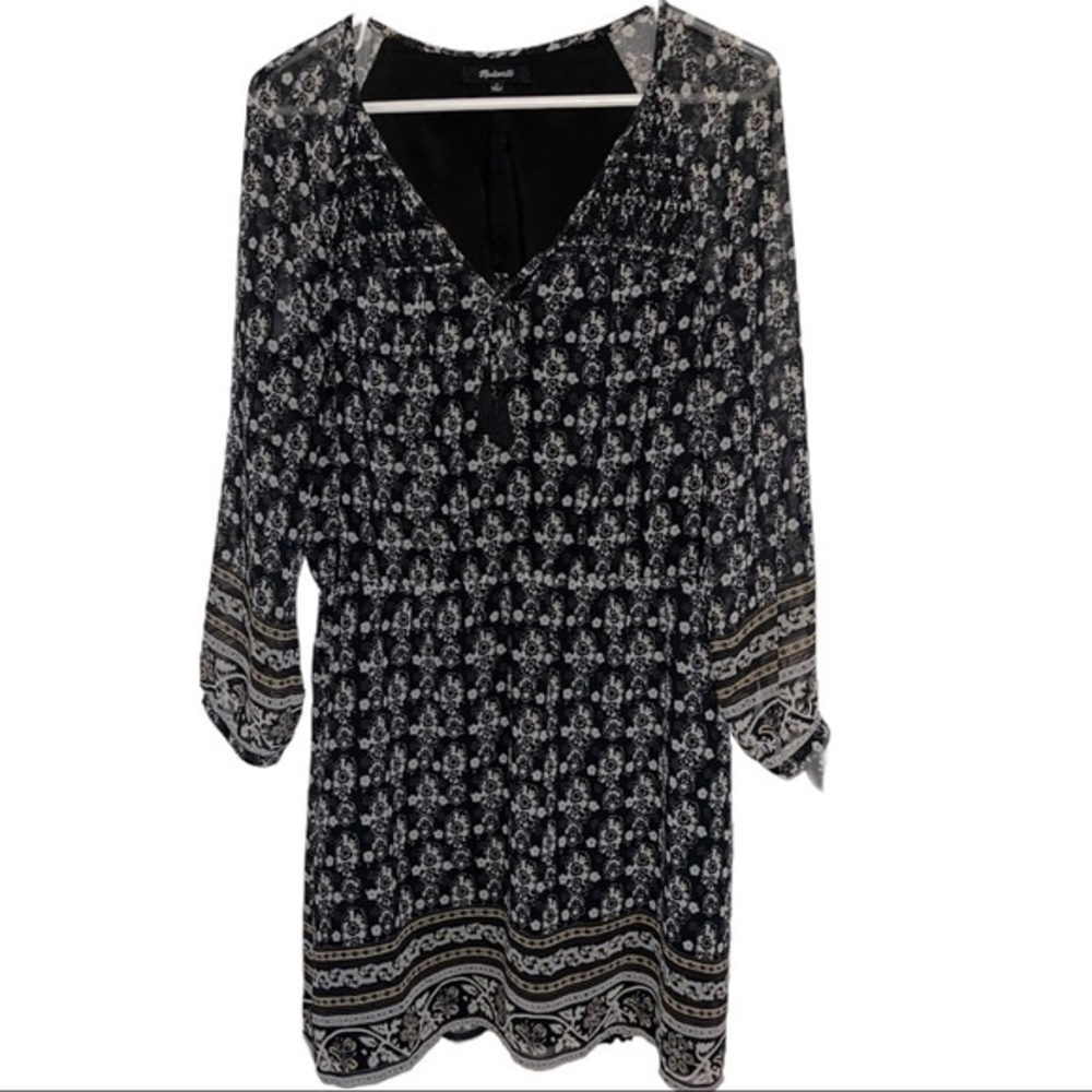Madewell Woodland Dress in Artisan Floral. Black, Tan White. Sheer lined.
